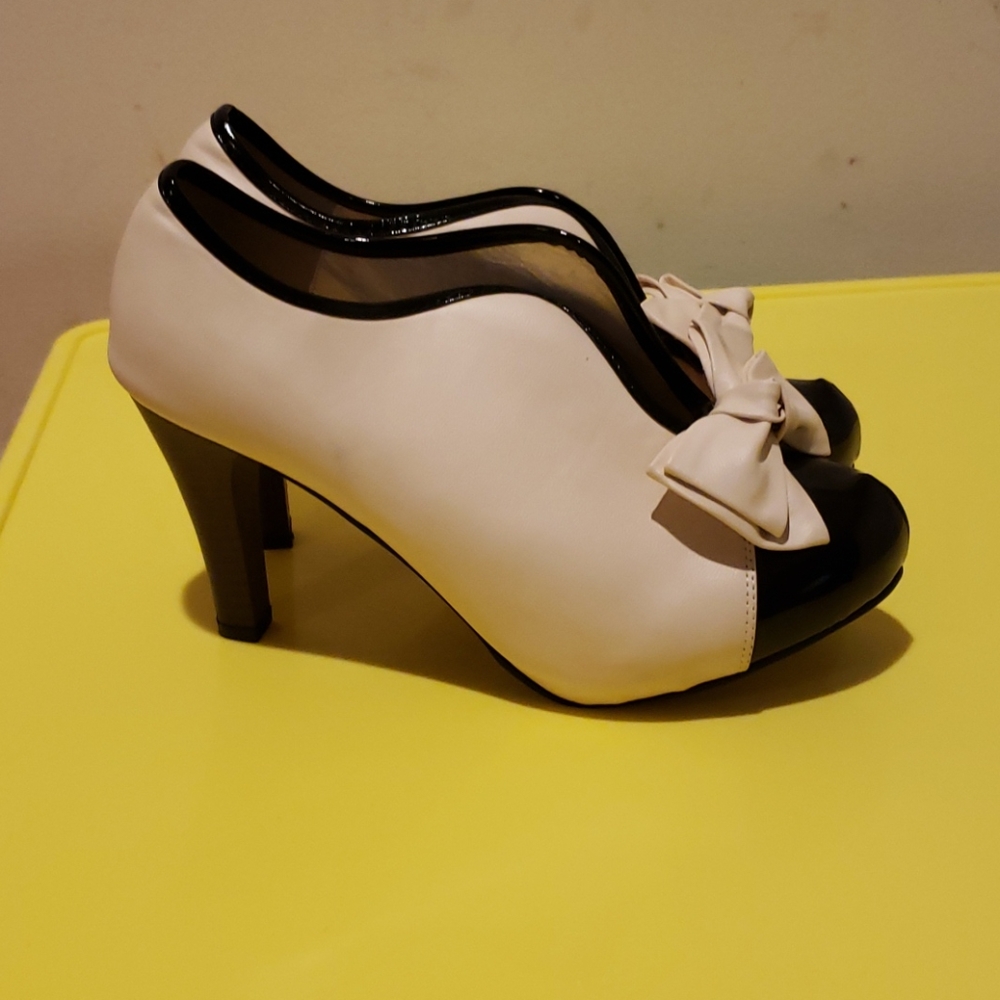 Pumps!!Great Deal👍